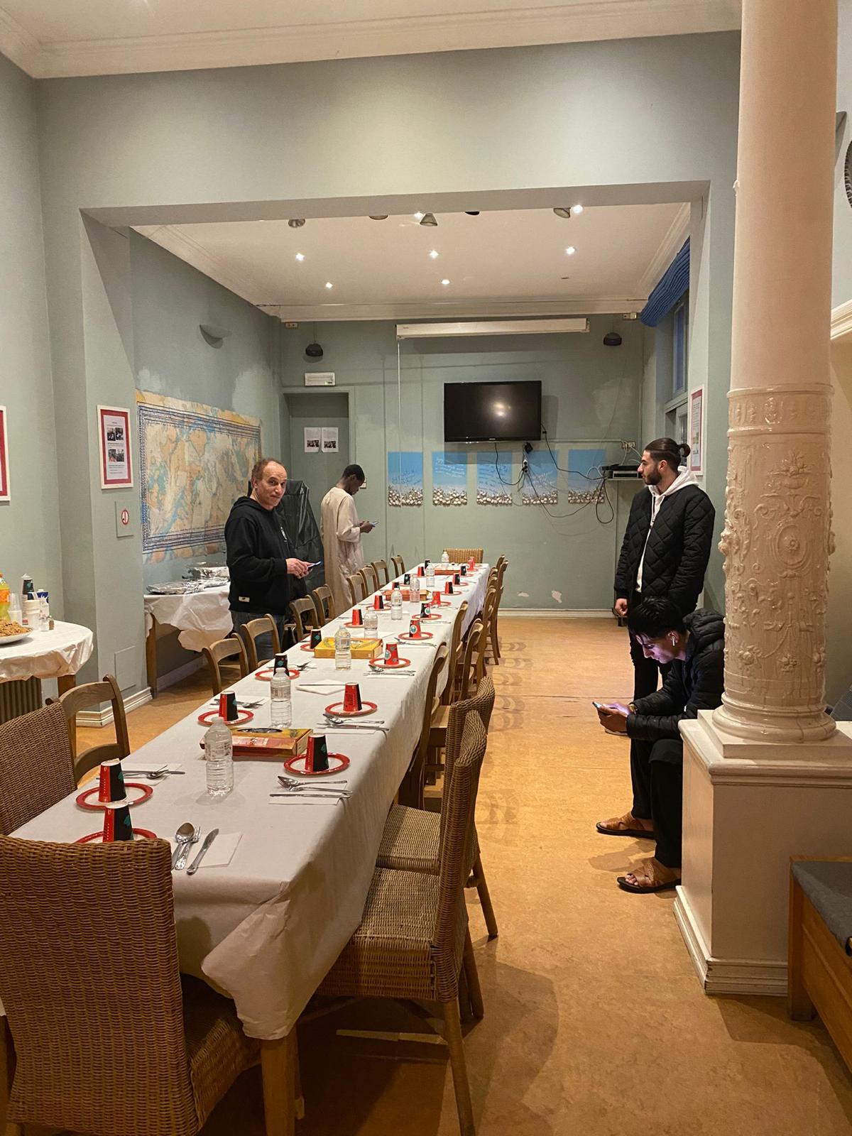 Iftar convivial Image